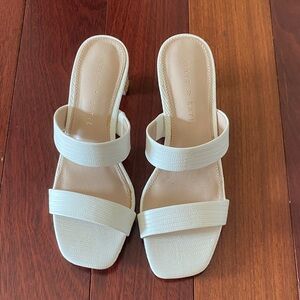 Kelly & Katie Textured White Sandals